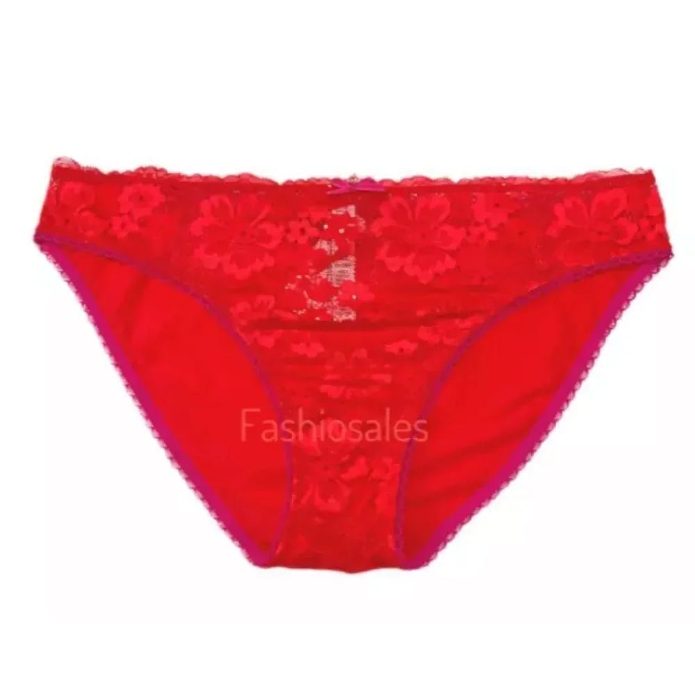 Victoriasย Secret Body Supersoft Satiny floral Laceโtrim Bikini panty Lipstick S